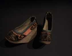 Women's shoes China, Qing dynasty